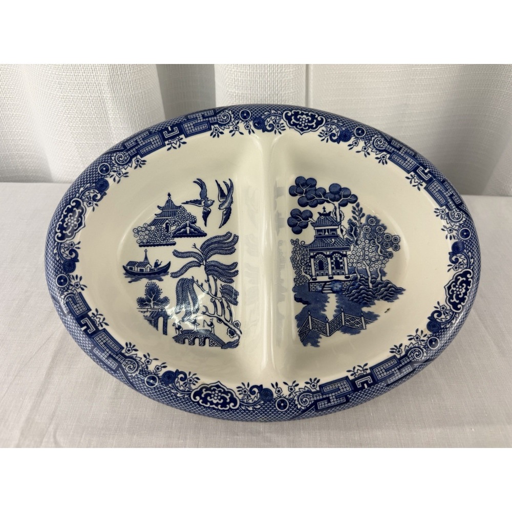 Vintage Churchill Blue Willow Oval Divided Vegetable Dish England 9 7/8"
